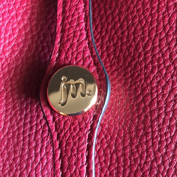 16x12 berry colored Jessica Moore Luxe Handbag including grey cover bag. - Picture 7 of 7